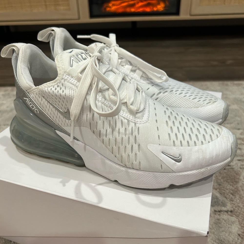 Nike Air Max 270